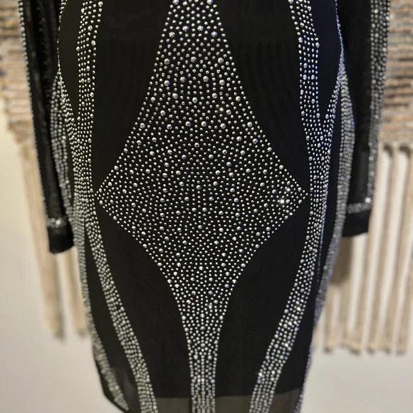 Elegant Black and Silver Women's Dress - Picture 10 of 11